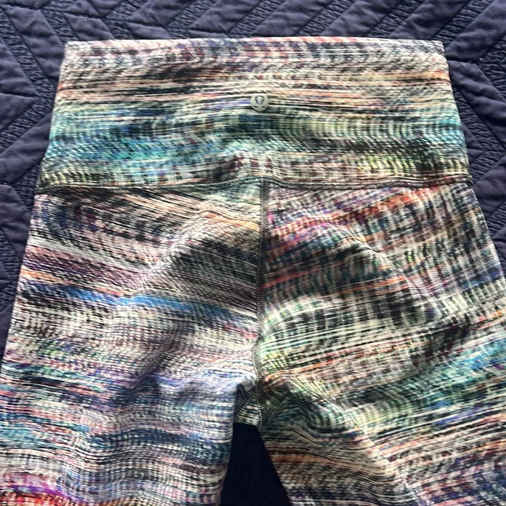 Lululemon Leggings 25” - Picture 4 of 5